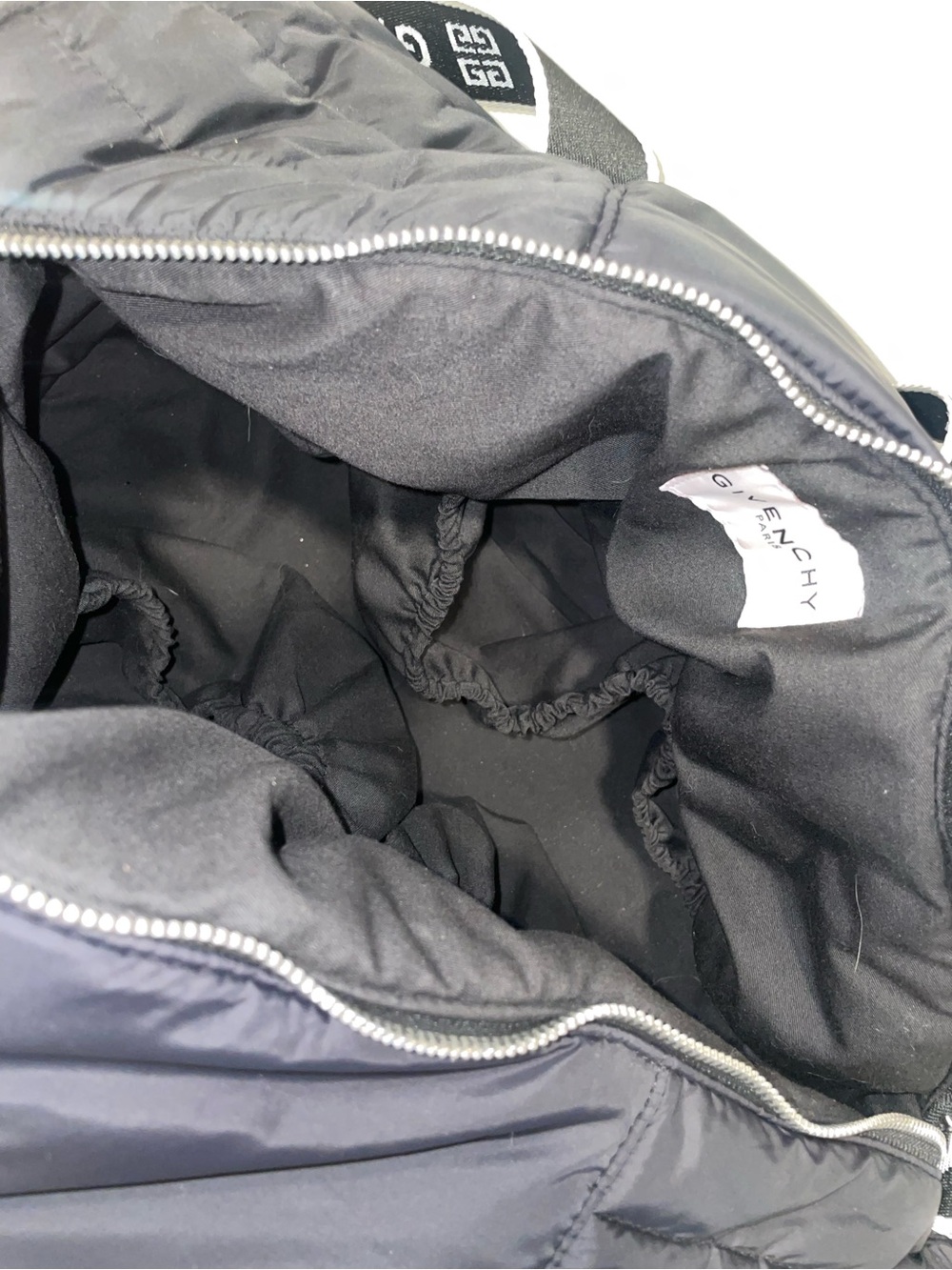 Givenchy Black Duffel With Logo Straps / Matching Set - Picture 4 of 8